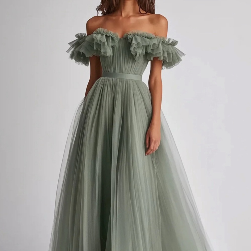 Elegant Off-Shoulder Green Evening Gown